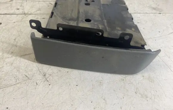 Dodge Grand Caravan Cup holder 0RR44TRMAD 5876007 586221