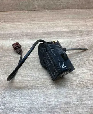 Volvo 850 Headlight wiper motor 0390206950