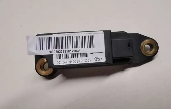 Mercedes-Benz C W203 Airbag deployment crash/impact sensor 0018204426