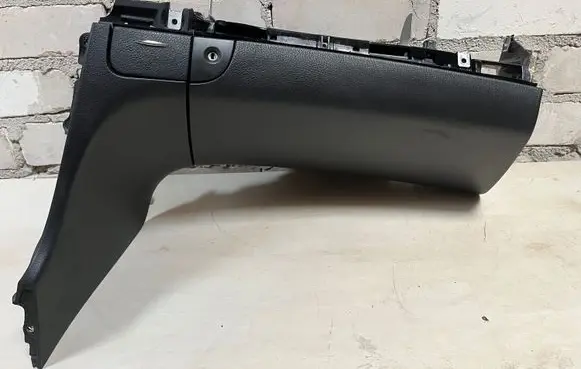 Mercedes-Benz E W211 Glove box A2118601305