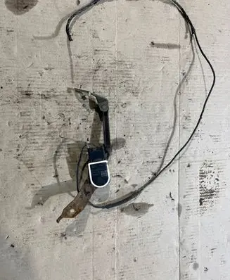 Headlight/headlamp level sensor