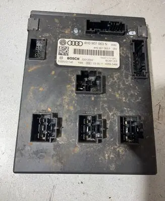Audi A7 S7 4G Comfort/convenience module 4H0907063F 20012002 4H0907063N