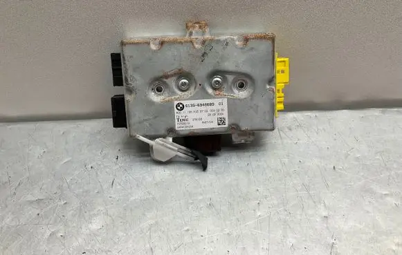 BMW 5 E60 E61 Door control unit/module 6948689 75789012 AA44C08G38