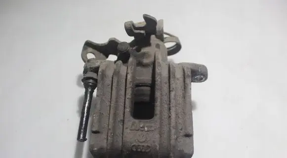 Skoda Superb B5 (3U) Rear brake caliper