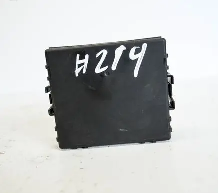 Volkswagen Golf VII Gateway control module 5Q0907530F