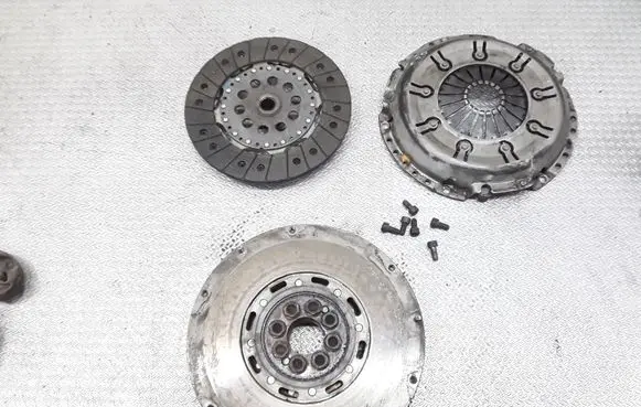 Volvo S80 Clutch set kit 124017410