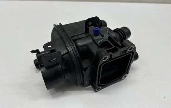 Thermostat/thermostat housing