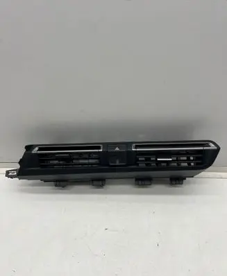 Peugeot 508 II Dash center air vent grill 9813436277