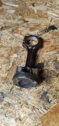 Volkswagen Golf VI Piston with connecting rod 03cak63