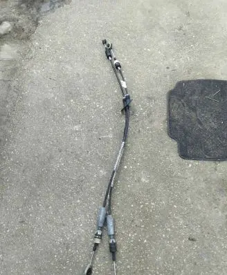 Ford Mondeo MK IV Gear shift cable bracket 4FTAA41CECDA 16012012 01130620