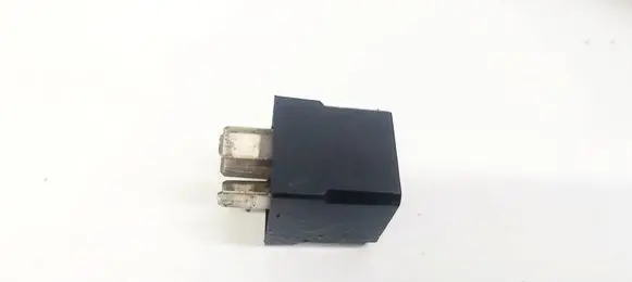 Chrysler Grand Voyager IV Other relay 04727370AA