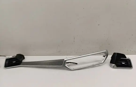 BMW 3 G20 G21 Panel trim 6848620 6848619