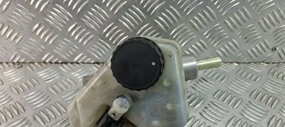 Ford Mondeo Mk III Master brake cylinder 22407779