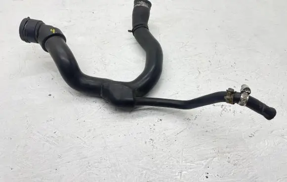 Audi A6 S6 C5 4B Engine coolant pipe/hose