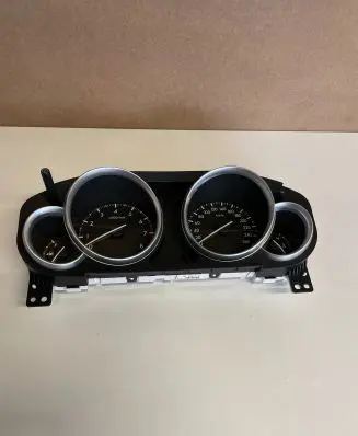Mazda 6 Speedometer (instrument cluster) TD1155430