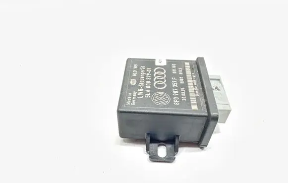 Audi A6 Allroad C6 Light module LCM 8P0907357F 5LA00837901