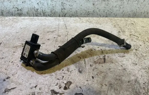 Opel Crossland X Exhaust gas pressure sensor 81MPP1201 9812047080 168126858