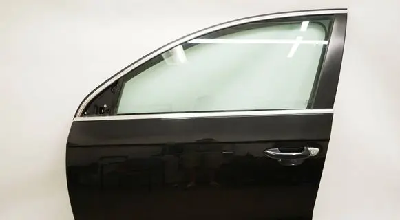 Volkswagen PASSAT B7 Front door