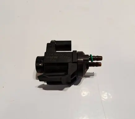 BMW X1 F48 F49 Valve vacuum 