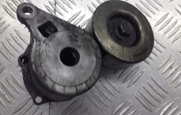 Mitsubishi Grandis Alternator belt tensioner pulley 