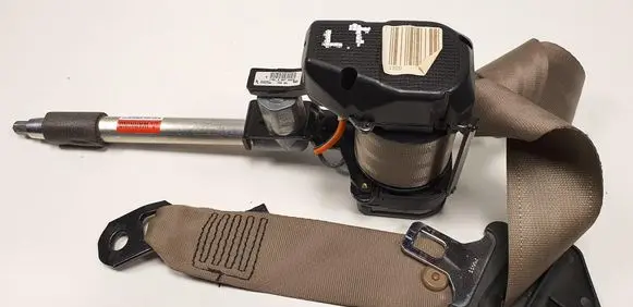 Volvo C70 Rear seatbelt 570389700G