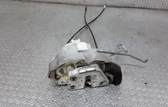 Subaru Forester SH Front door lock