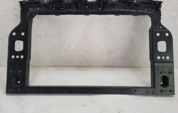Fiat 500E Radiator support slam panel