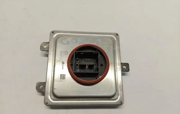 BMW X5 G05 Voltage converter/converter module 7933360-JLK01