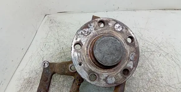 Audi A3 S3 8P Rear wheel hub spindle/knuckle 