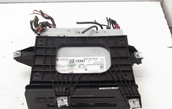 Audi A4 S4 B9 Navigation unit CD/DVD player 8W0035192B