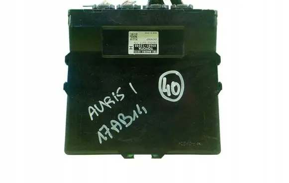 Toyota Auris 150 Glow plug pre-heat relay 8968112040 17AB14