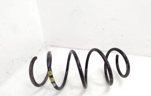 Mercedes-Benz E C207 W207 Front coil spring