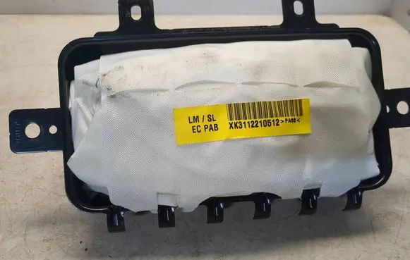 Passenger airbag
