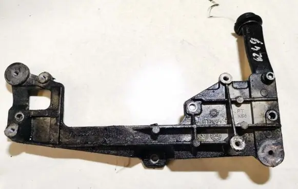 Seat Altea Engine mounting bracket 03g131159