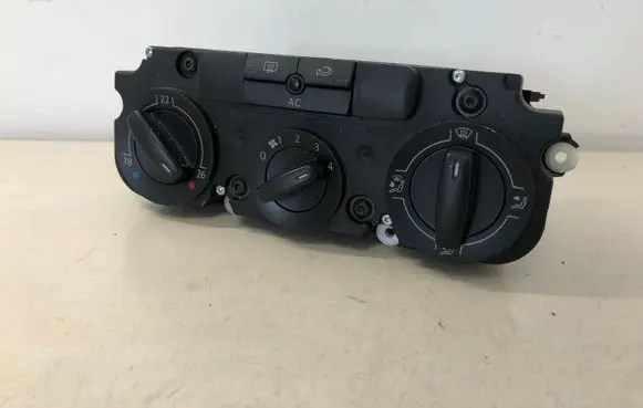 Volkswagen PASSAT B6 Climate control unit 3C2820045A 5HB00932827