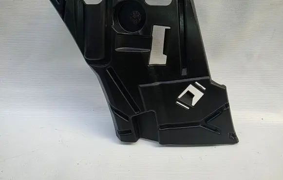 Volvo XC60 Front bumper mounting bracket 31425164