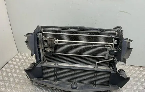 Mercedes-Benz E C207 W207 Radiator set A2045001001 A2045000293