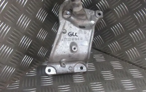 Mercedes-Benz GLC X253 C253 Engine mount bracket A1772238000