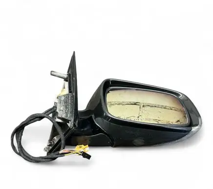 Front door electric wing mirror