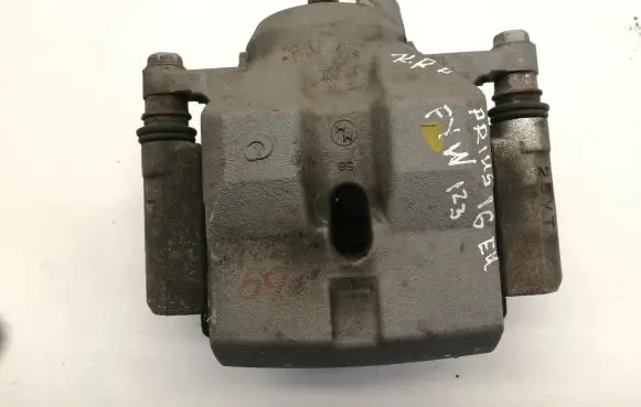 Toyota Prius (XW50) Front brake caliper
