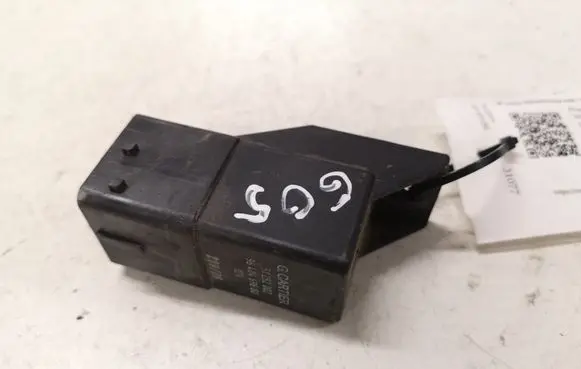 Peugeot 307 Glow plug pre-heat relay 9640469680 51252002
