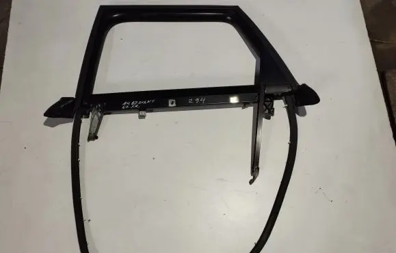 Audi A4 S4 B7 8E 8H Rear door window/glass frame 