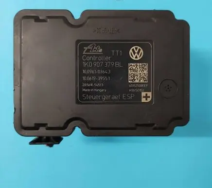 Volkswagen Golf VI ABS Pump 1K0907379BL 1K0614517DP