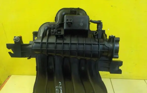 Renault Megane III Intake manifold SSACY 11SP13