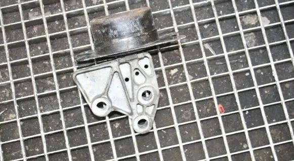 Opel Antara Gearbox mount