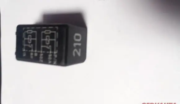 Audi A6 S6 C5 4B Other relay 4A0951251