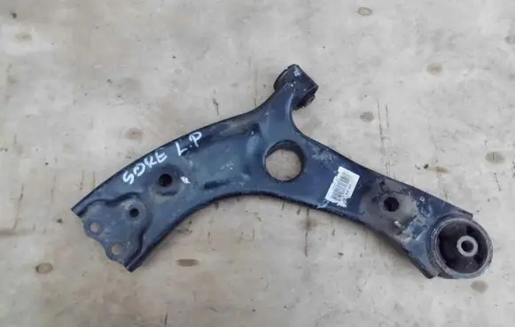 KIA Sorento Front lower control arm/wishbone 65566556