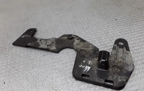 Subaru Outback Engine splash shield/under tray