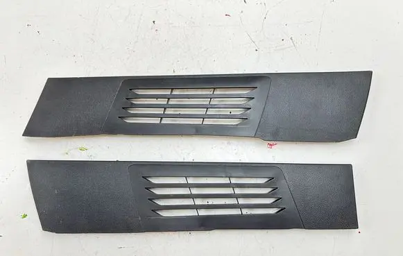 Cadillac Escalade IV Dashboard air vent grill cover trim 2433988 2433989