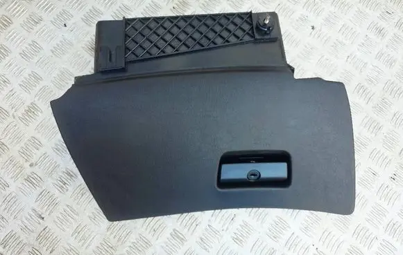 BMW 5 E39 Glove box lid/cover